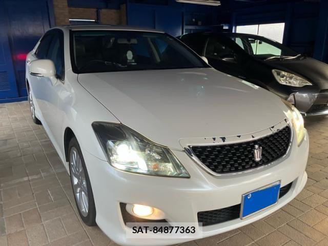 Toyota CROWN SEDAN 2009-08 8365269-1