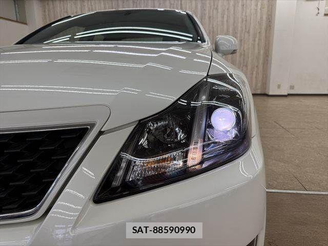 Toyota CROWN SEDAN 2012-03 8365265-12