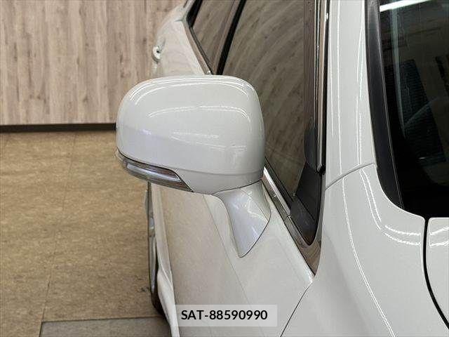 Toyota CROWN SEDAN 2012-03 8365265-27