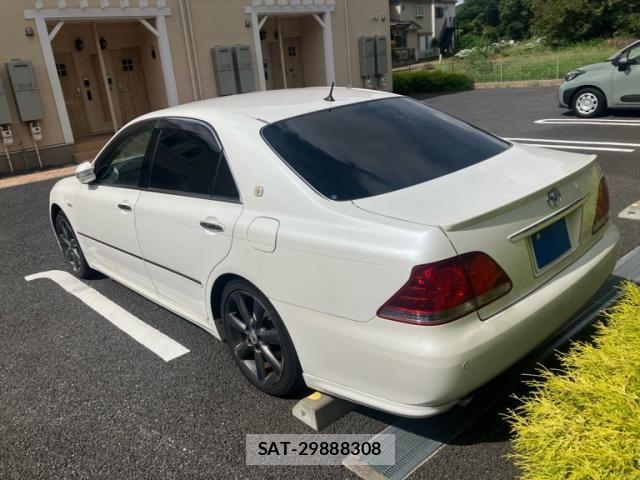 Toyota CROWN SEDAN 2004-03 8365276-2