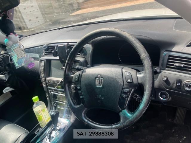 Toyota CROWN SEDAN 2004-03 8365276-7