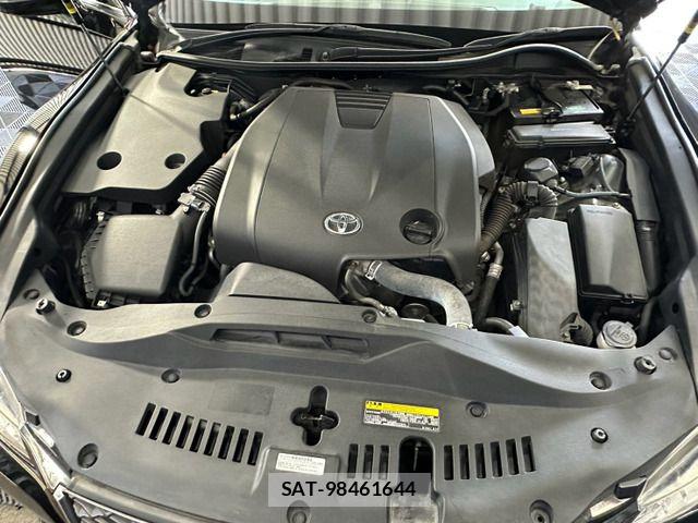Toyota CROWN SEDAN 2013-06 8365266-16