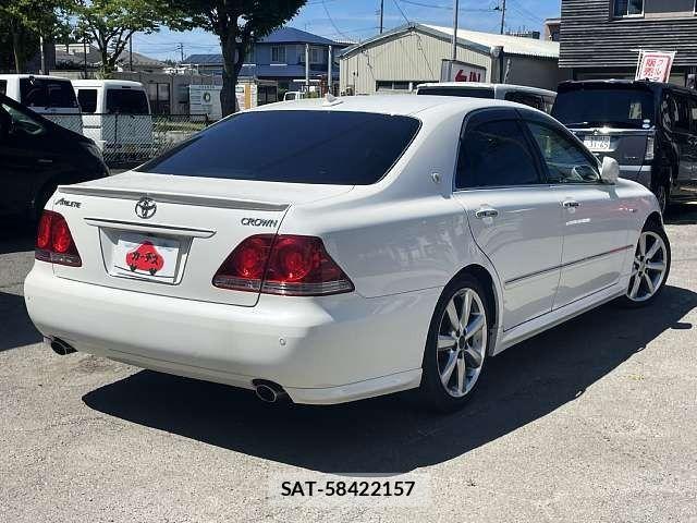 Toyota CROWN SEDAN 2005-06 8365273-2