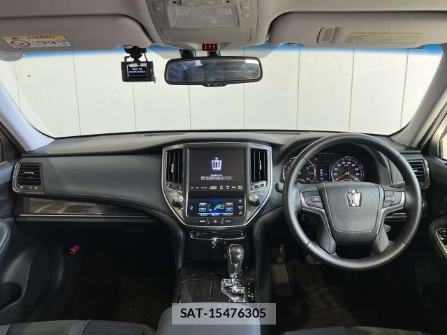 Toyota CROWN SEDAN 2014-03 8371543-1