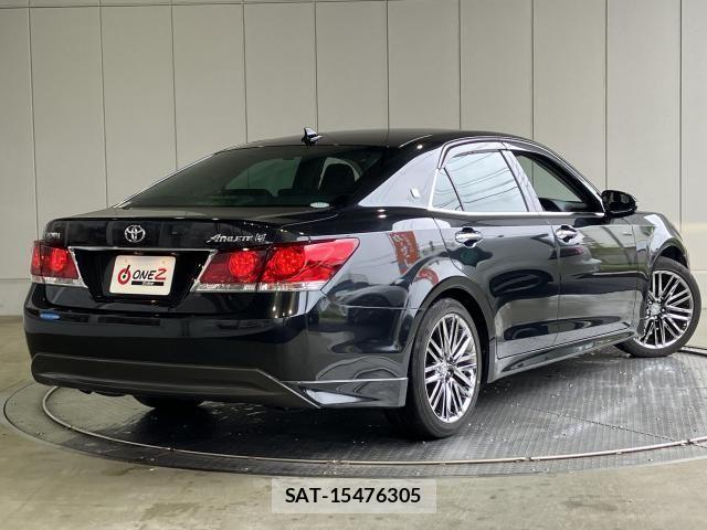 Toyota CROWN SEDAN 2014-03 8371543-26