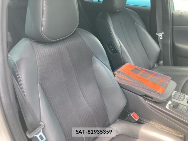 Toyota CROWN SEDAN 2020-12 8371541-16