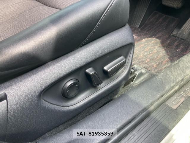Toyota CROWN SEDAN 2020-12 8371541-17