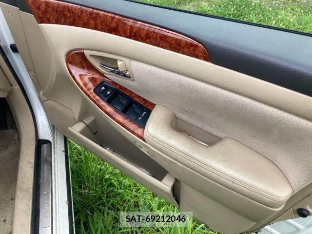 Toyota CROWN SEDAN 2005-05 8371546-8