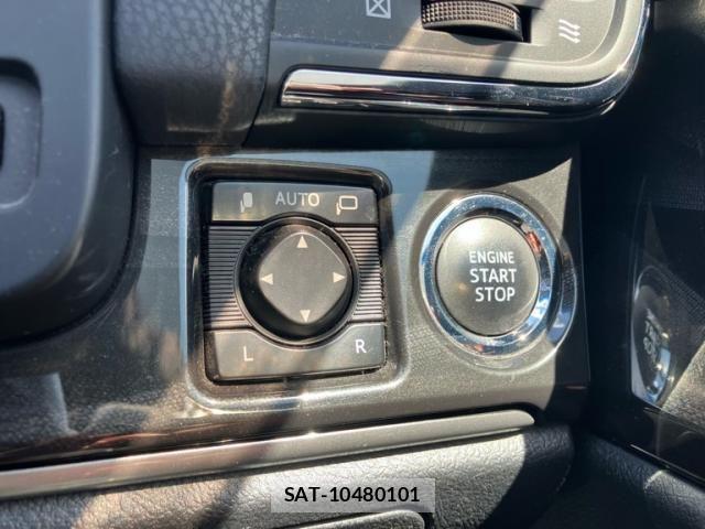 Toyota CROWN SEDAN 2013-02 8411781-22