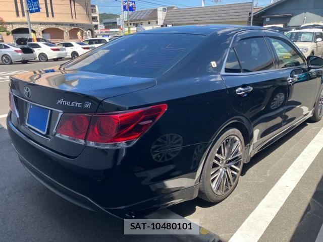 Toyota CROWN SEDAN 2013-02 8411781-2