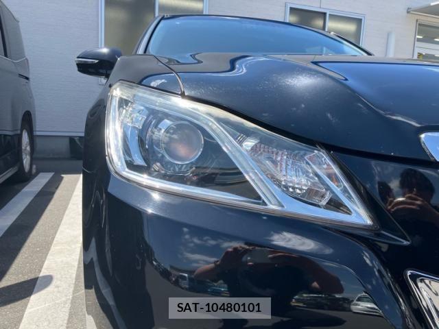 Toyota CROWN SEDAN 2013-02 8411781-6