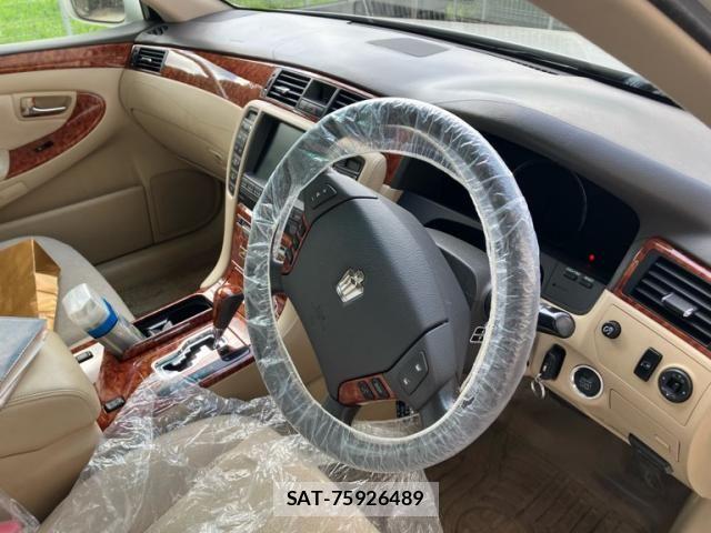 Toyota CROWN SEDAN 2005-08 8411786-14