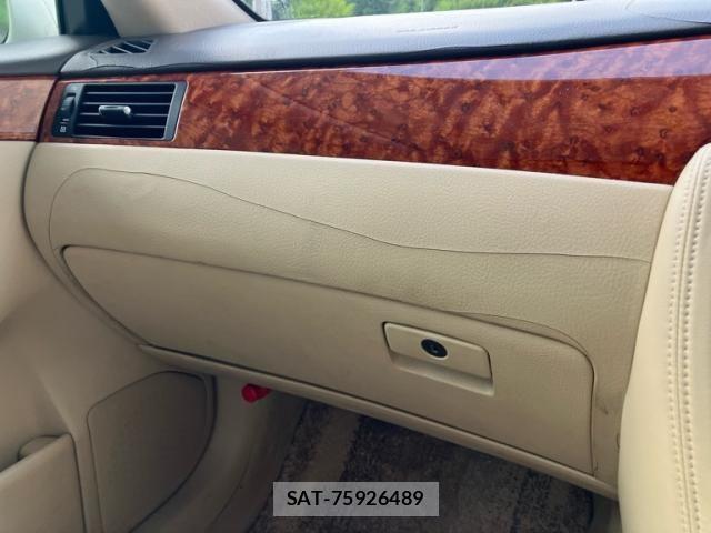 Toyota CROWN SEDAN 2005-08 8411786-21