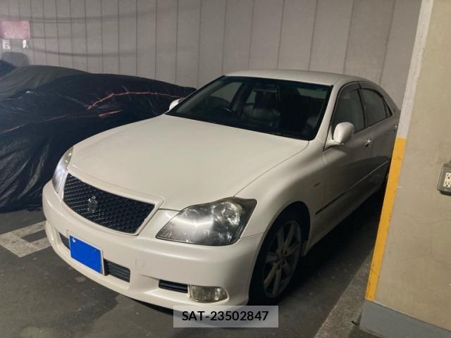 Toyota CROWN SEDAN 2007-08 8411788-4