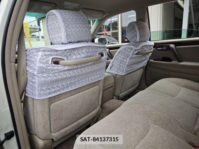 Toyota CROWN SEDAN 2003-09 8411780-10