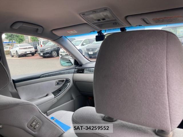 Toyota CROWN SEDAN 2006-02 8411789-11