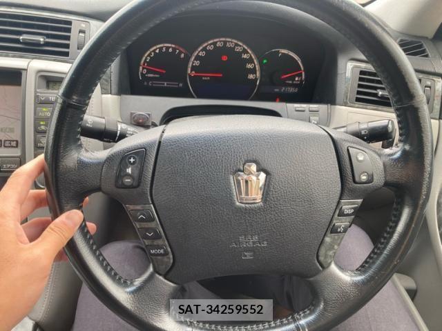 Toyota CROWN SEDAN 2006-02 8411789-15