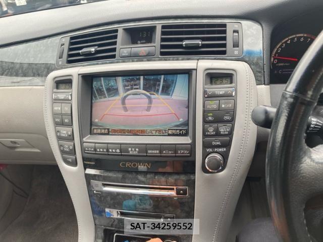 Toyota CROWN SEDAN 2006-02 8411789-18