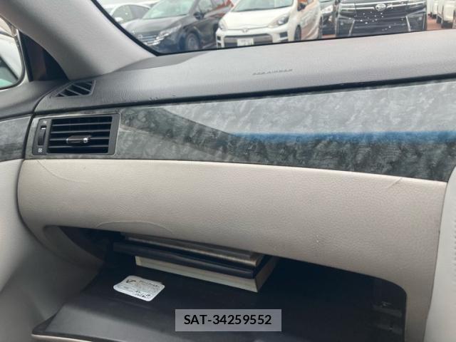 Toyota CROWN SEDAN 2006-02 8411789-21