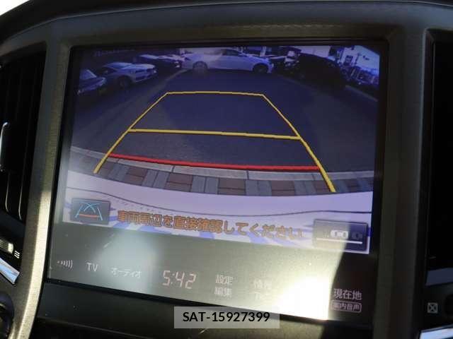 Toyota CROWN SEDAN 2015-12 8411776-8