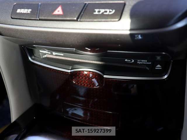 Toyota CROWN SEDAN 2015-12 8411776-9