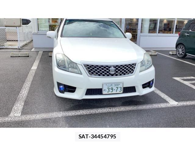 Toyota CROWN SEDAN 2012-03 8411782-0