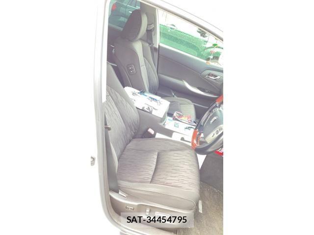 Toyota CROWN SEDAN 2012-03 8411782-12