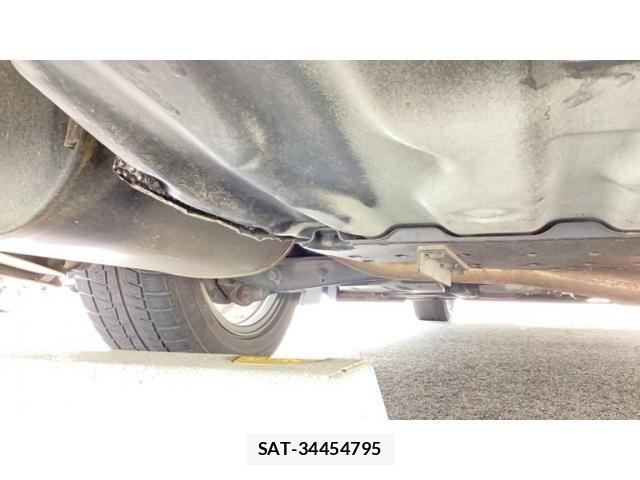 Toyota CROWN SEDAN 2012-03 8411782-6