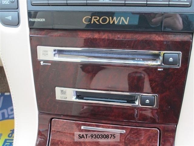 Toyota CROWN SEDAN 2007-11 8411784-7