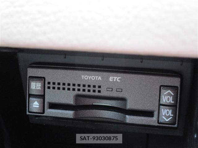 Toyota CROWN SEDAN 2007-11 8411784-8