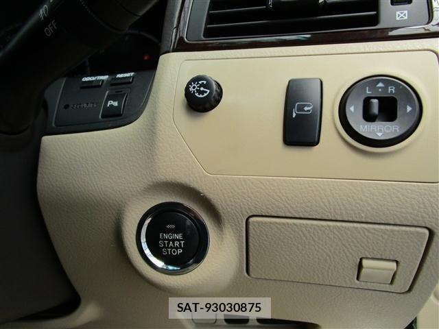 Toyota CROWN SEDAN 2007-11 8411784-12