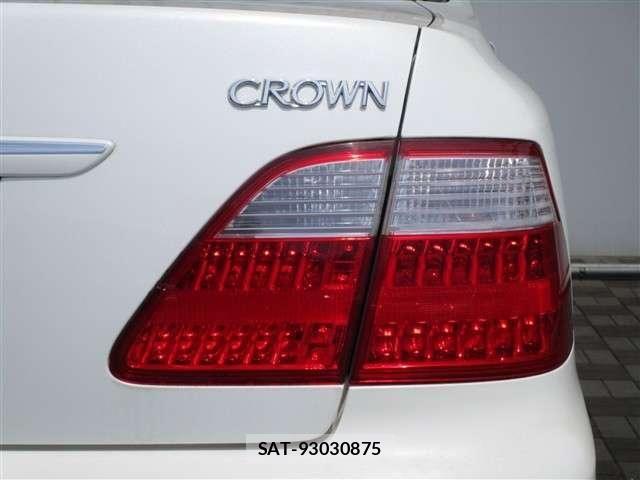 Toyota CROWN SEDAN 2007-11 8411784-23