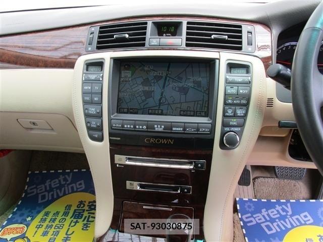 Toyota CROWN SEDAN 2007-11 8411784-4