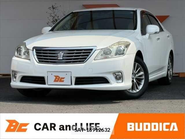 Toyota CROWN SEDAN 2010-03 8411783-0
