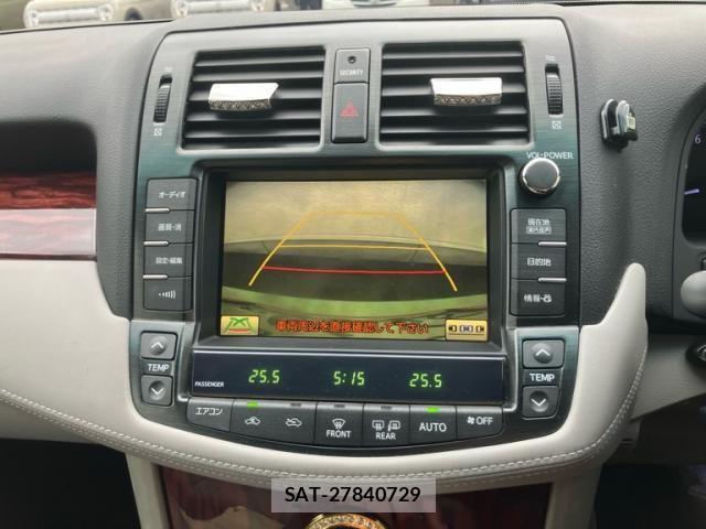 Toyota CROWN SEDAN 2010-07 8411004-22