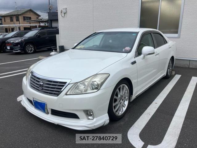 Toyota CROWN SEDAN 2010-07 8411004-2