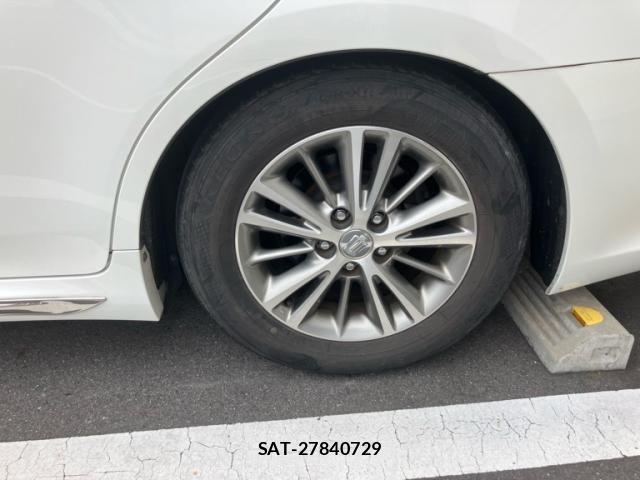 Toyota CROWN SEDAN 2010-07 8411004-8