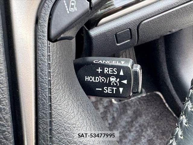Toyota CROWN SEDAN 2016-08 8411777-3