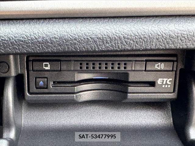 Toyota CROWN SEDAN 2016-08 8411777-4