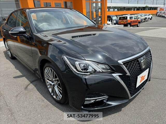 Toyota CROWN SEDAN 2016-08 8411777-7