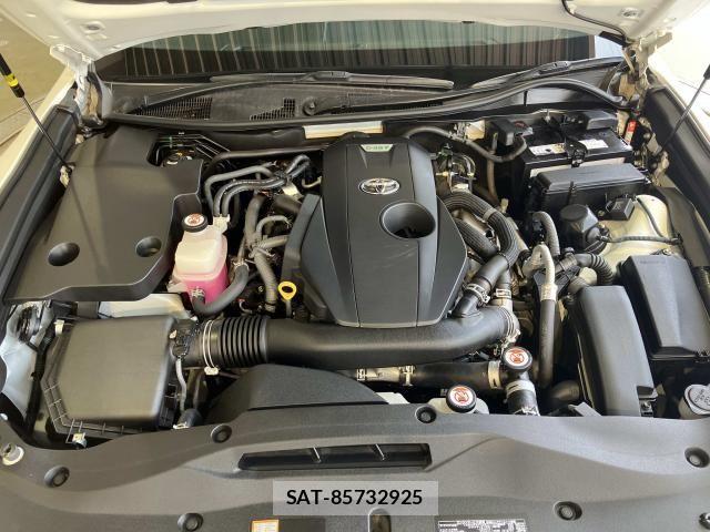 Toyota CROWN SEDAN 2018-02 8411773-22