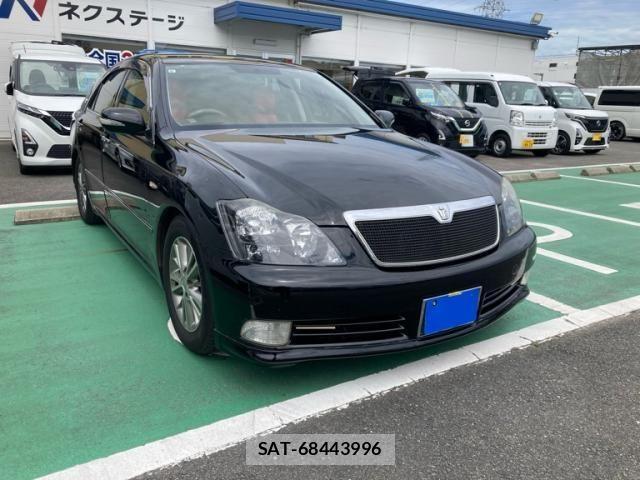 Toyota CROWN SEDAN 2005-09 8411790-0