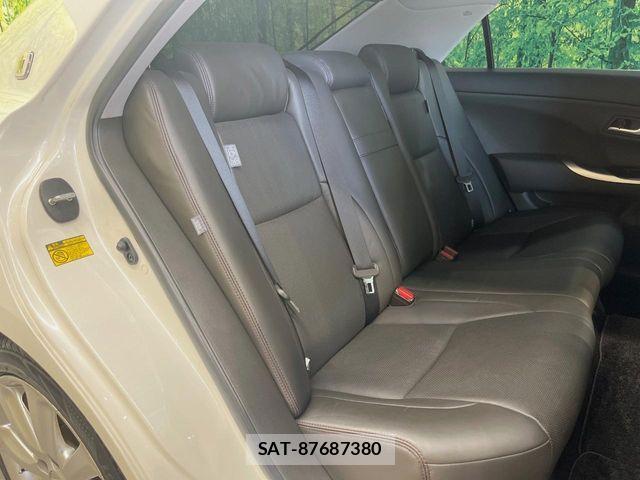 Toyota CROWN SEDAN 2011-10 8411779-12
