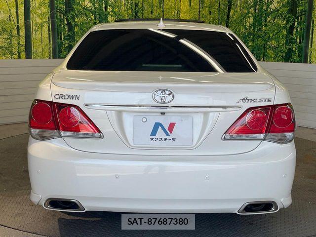 Toyota CROWN SEDAN 2011-10 8411779-17