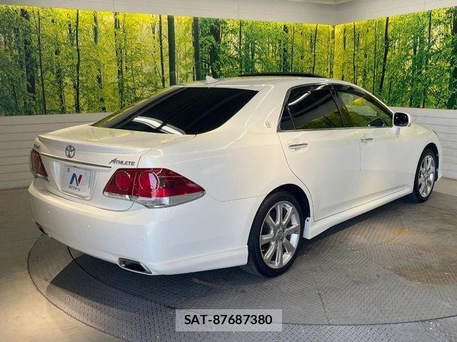 Toyota CROWN SEDAN 2011-10 8411779-19