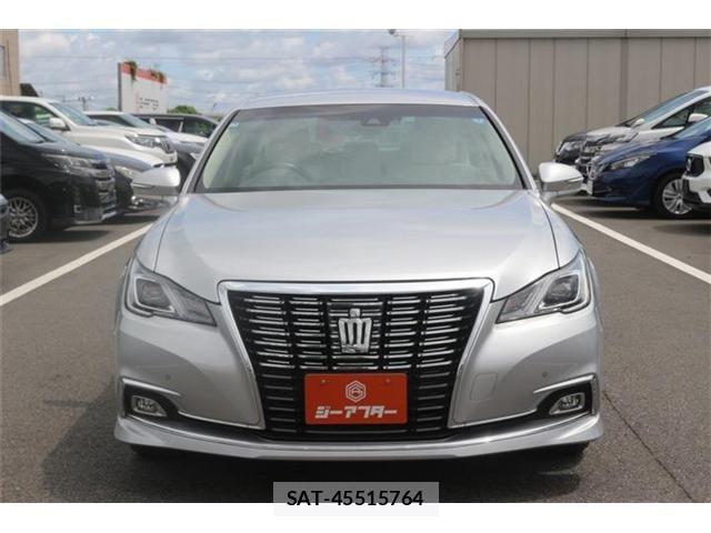 Toyota CROWN SEDAN 2017-04 8438021-9