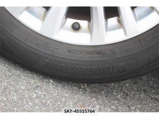 Toyota CROWN SEDAN 2017-04 8438021-22