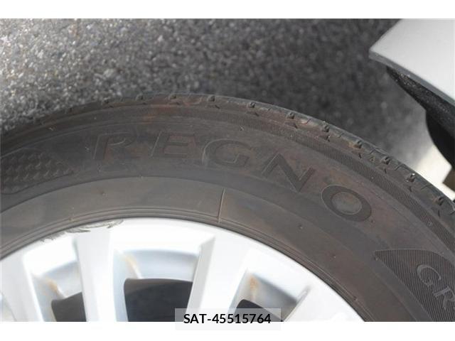Toyota CROWN SEDAN 2017-04 8438021-23