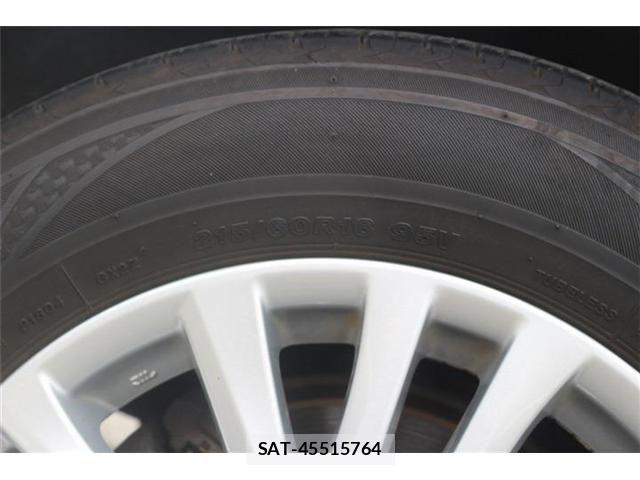 Toyota CROWN SEDAN 2017-04 8438021-24