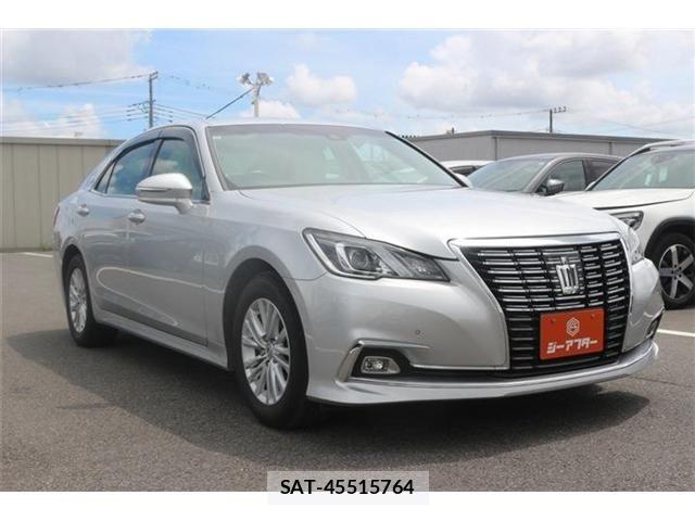 Toyota CROWN SEDAN 2017-04 8438021-2